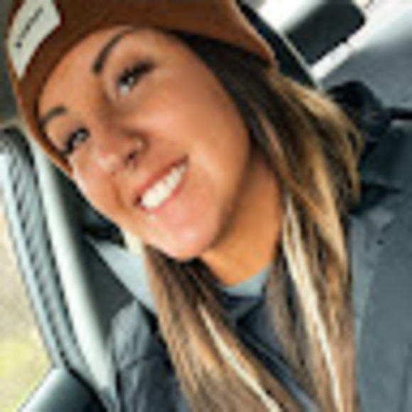 Meet your Posher, Cara - Picture 1 of 1